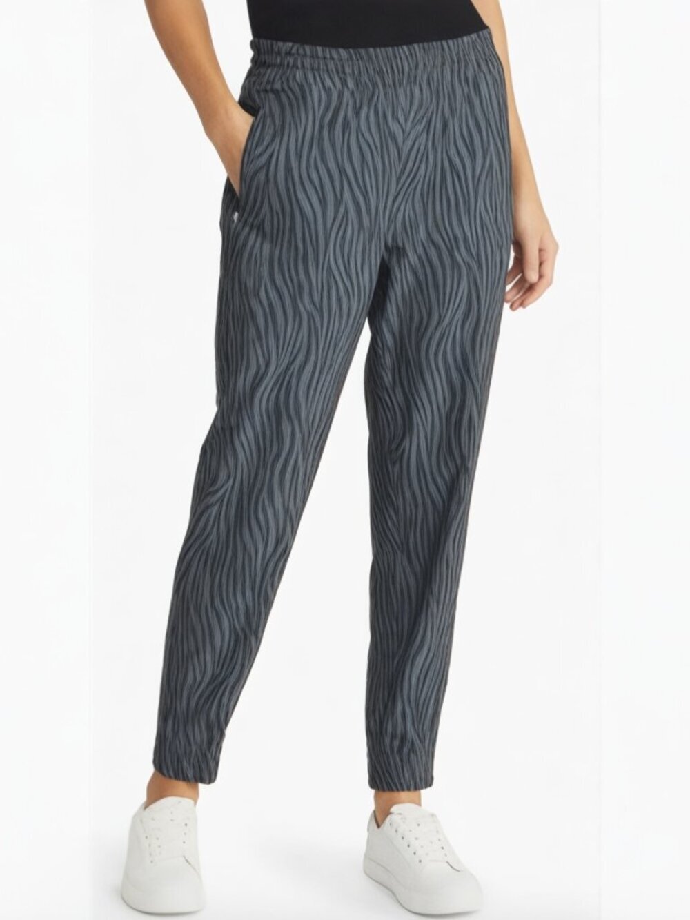 Tommy Bahama IslandZone Alicia Zebra Joggers Gray Black Women’s M Travel Pants